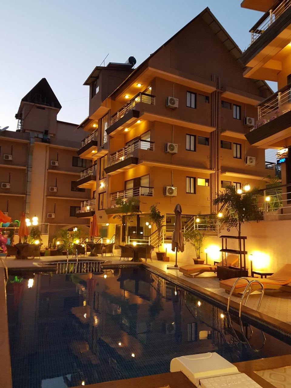 La Sunila Suites & Villas By Wsi, Baga Arpora Exterior foto